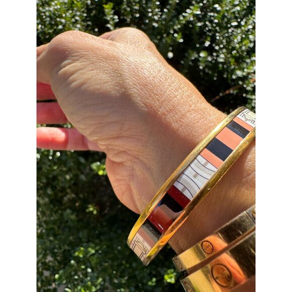 Hermes Gold Printed Enamel Bangle Bracelet 70mm GM Equestrian - Picture 4 of 13